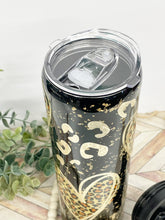 Load image into Gallery viewer, Leopard hearts tumbler
